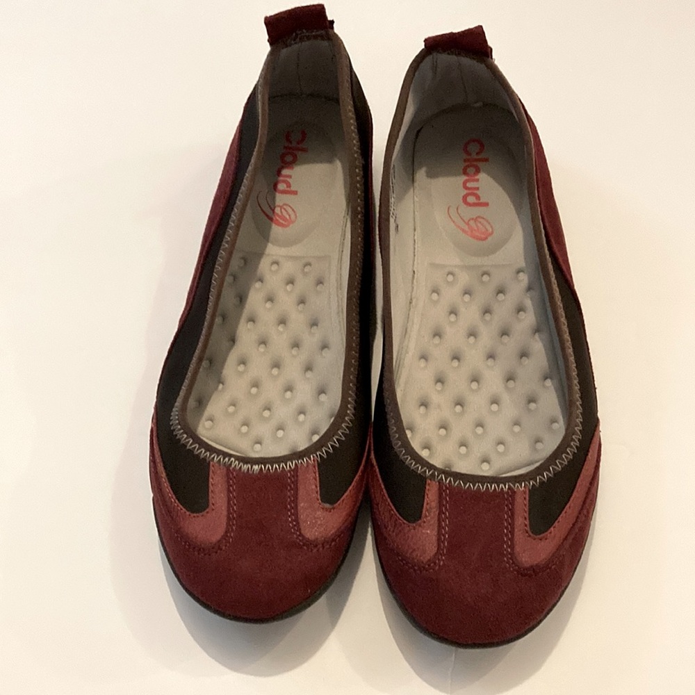 Cloud Suede Slip On Memory Foam Women’s Loafers-Size 10